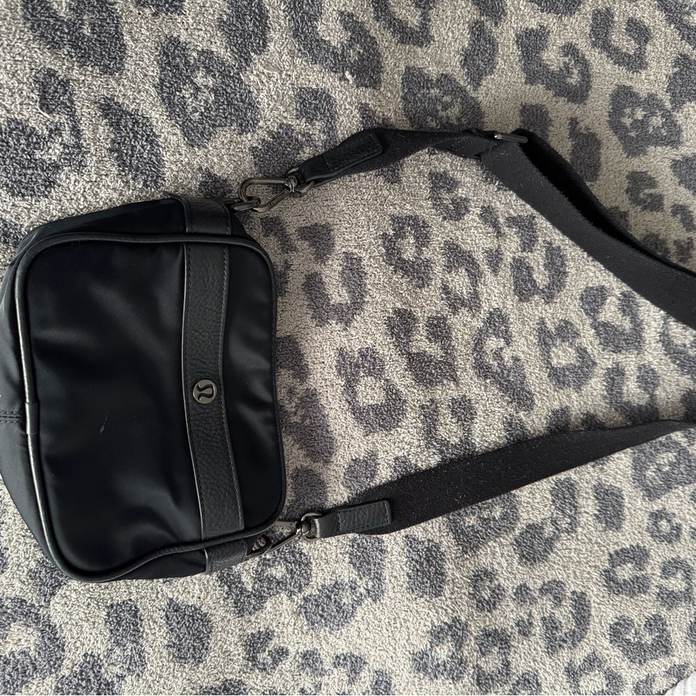 Lululemon cross body bag